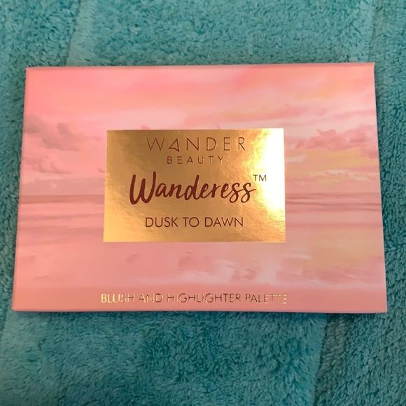 Wander Beauty Blush and highlight kit - Picture 2 of 3